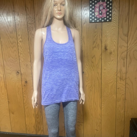 Lululemon Swiftly Tech Tank - Picture 16 of 16